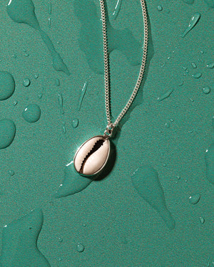 White shell ~ Necklace
