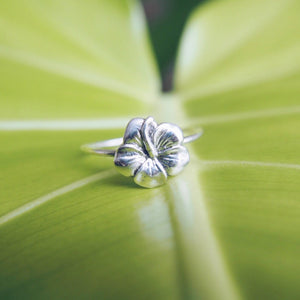 Hawaiian Flower ~ Ring